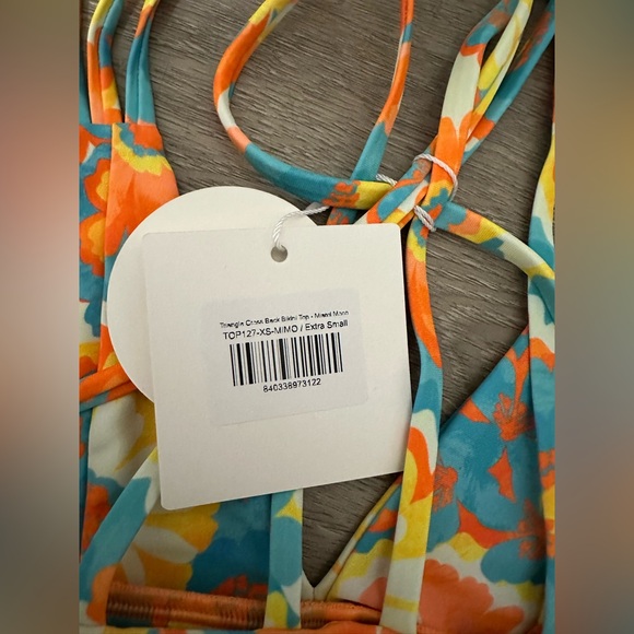 Kulani kini Maimi moon triangle cross back - Picture 4 of 5